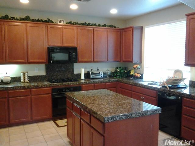1143 Terry Ln, Tracy, CA 95376 photo 5