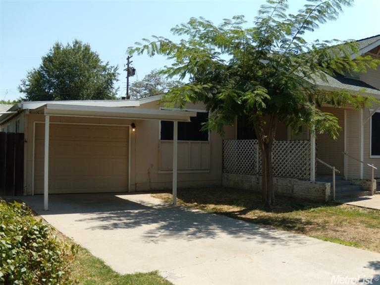 119 2nd St, Galt, CA 95632 photo 2