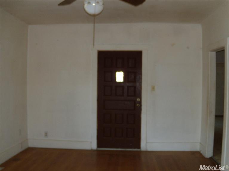 119 2nd St, Galt, CA 95632 photo 4