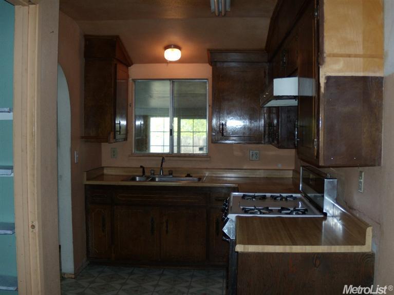 119 2nd St, Galt, CA 95632 photo 8