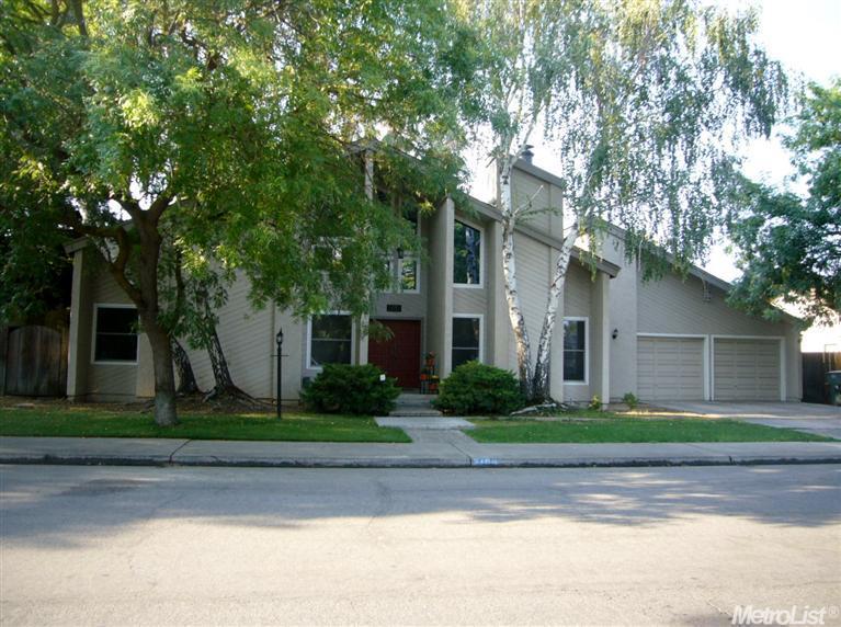 2108 Shaddox Ave, Modesto, CA 95358 photo 1