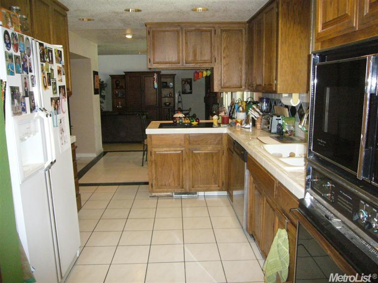 2108 Shaddox Ave, Modesto, CA 95358 photo 5