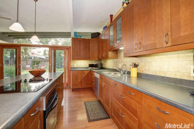 1117 Fordham Dr, Davis, CA 95616 photo 9