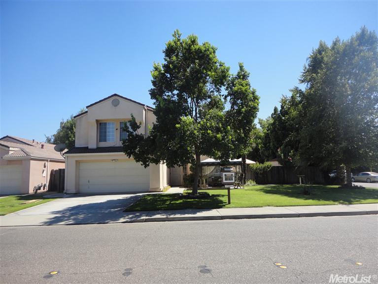 1528 Joett, Turlock, CA 95380 photo 1