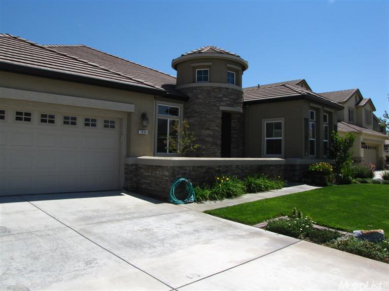 1930 Belmont, Manteca, CA 95337 photo 2