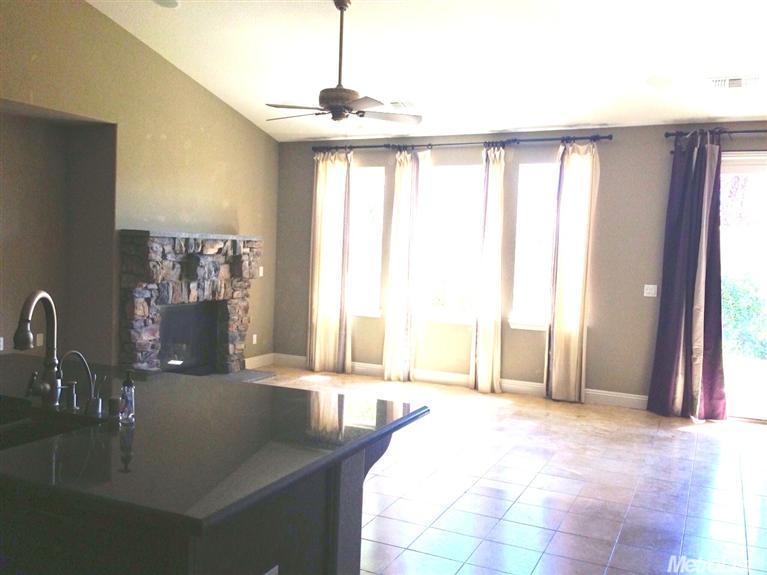 1082 Danilo Ct, Manteca, CA 95337 photo 3