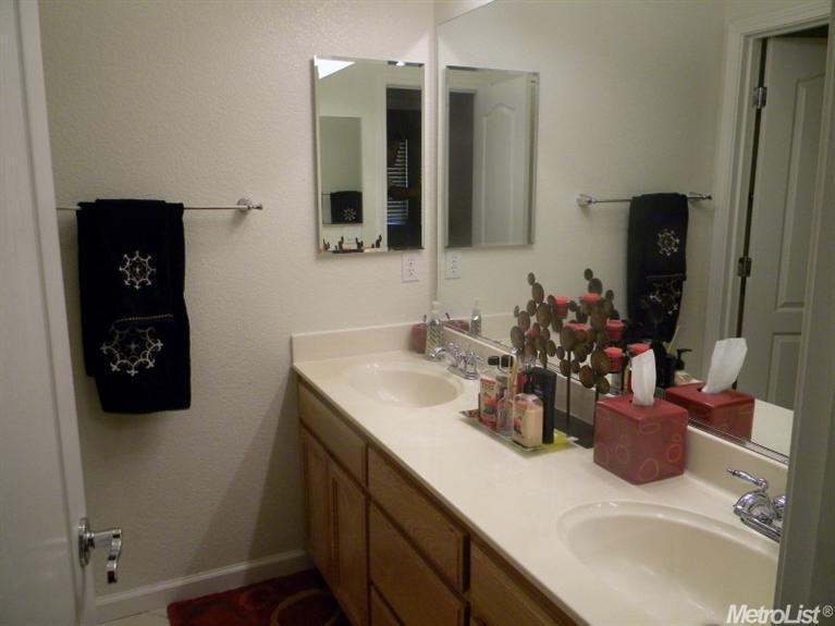 2067 Horseshoe Glen Cir, Folsom, CA 95630 photo 21
