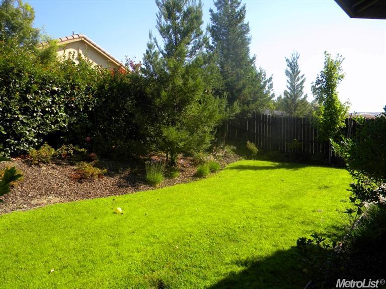 2067 Horseshoe Glen Cir, Folsom, CA 95630 photo 24