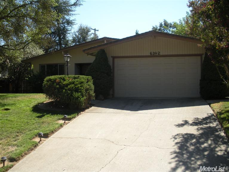 6342 Dorchester Ct, Carmichael, CA 95608 photo 3