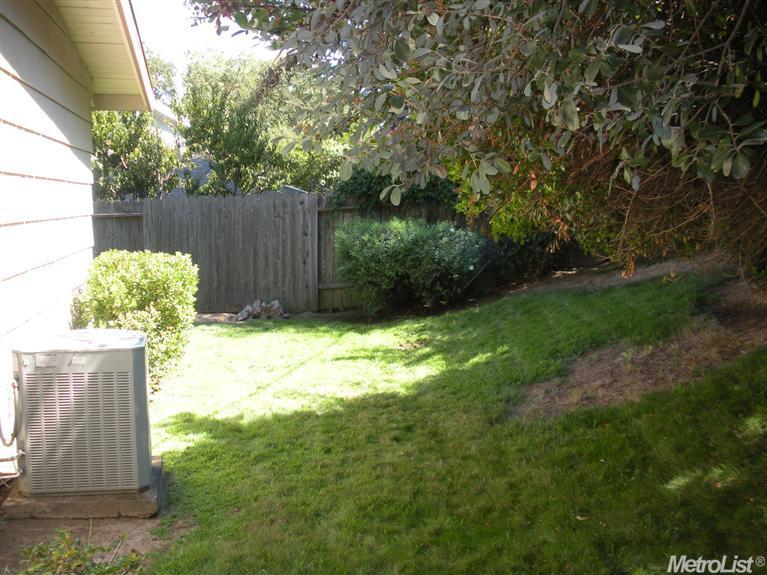 6342 Dorchester Ct, Carmichael, CA 95608 photo 18