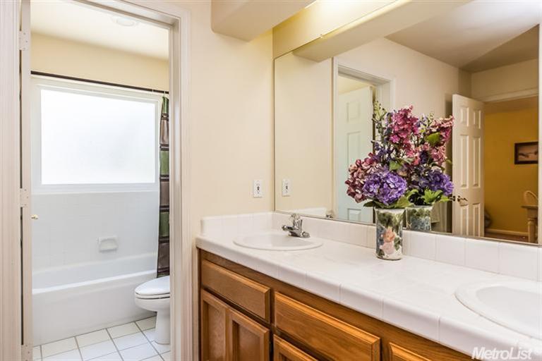 122 Hingham, Folsom, CA 95630 photo 14