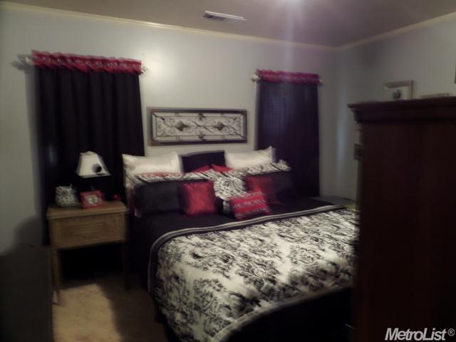 328 Rowland Ave, Modesto, CA 95354 photo 8