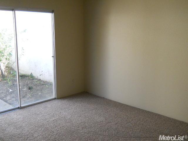 2720 Barcelona, Modesto, CA 95354 photo 7