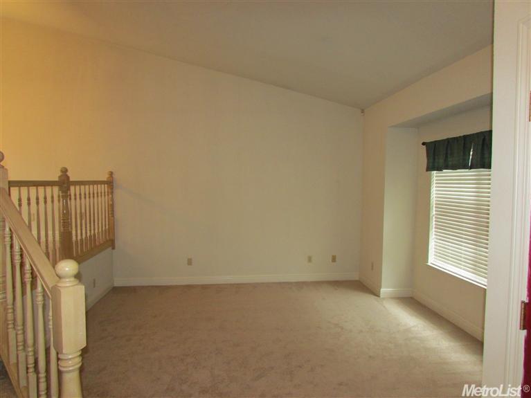 2817 Schiphol Ln, Modesto, CA 95356 photo 4