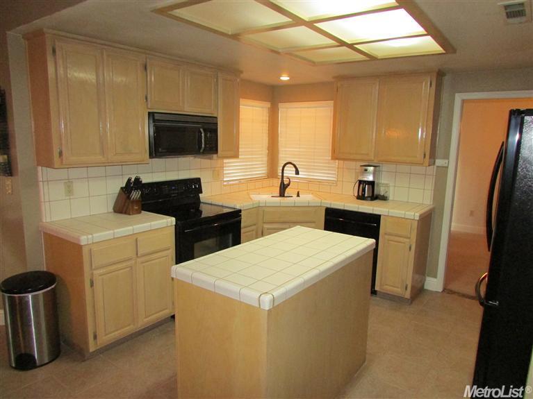 2817 Schiphol Ln, Modesto, CA 95356 photo 10