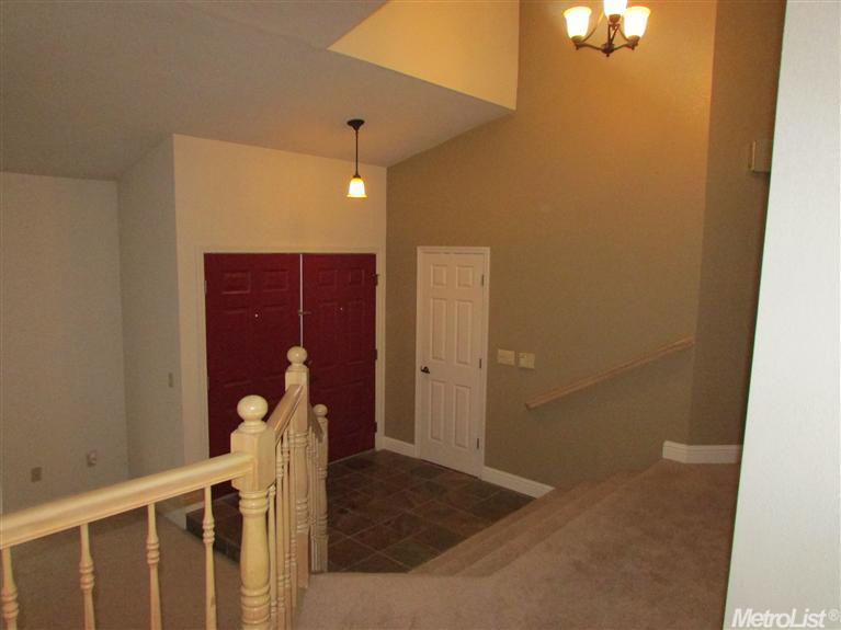 2817 Schiphol Ln, Modesto, CA 95356 photo 3