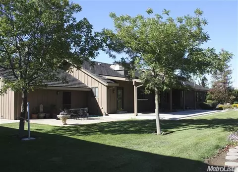 237 Magnolia Ave, Patterson, CA 95363 photo 9