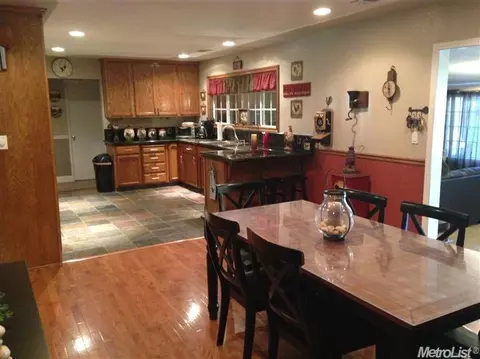2866 Bedford Dr, Merced, CA 95340 photo 4