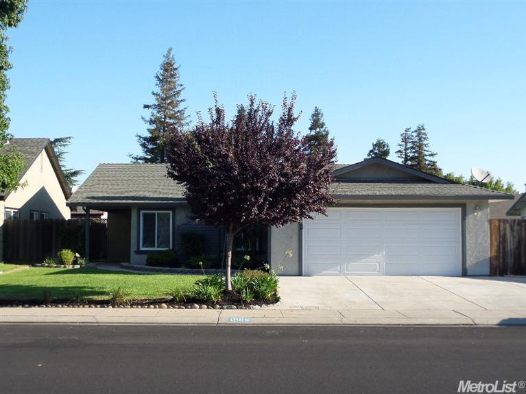 1065 Pepperwood Dr, Manteca, CA 95336 photo 1