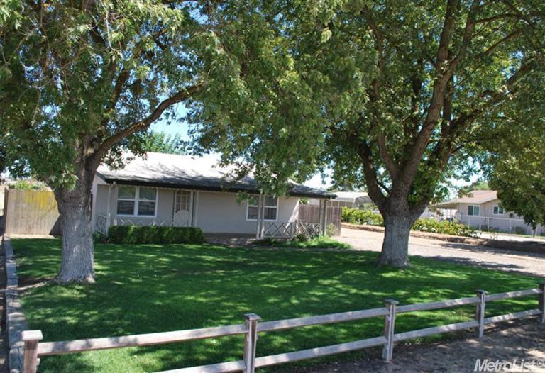 15872 S Austin Rd, Manteca, CA 95336 photo 3