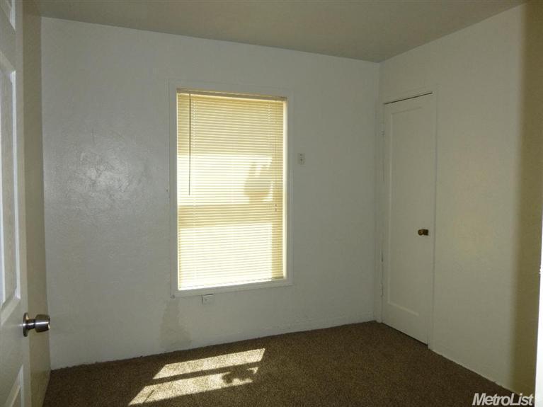 1208 Eugene Ave, Modesto, CA 95351 photo 7