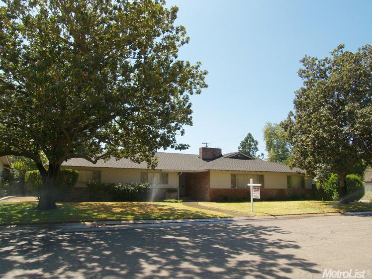 220 Marian Ave, Modesto, CA 95350 photo 1