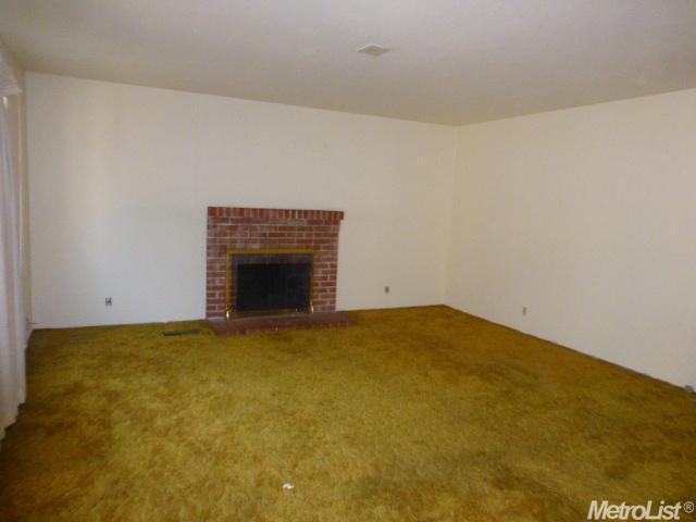 2431 E 6th St, Stockton, CA 95205 photo 4