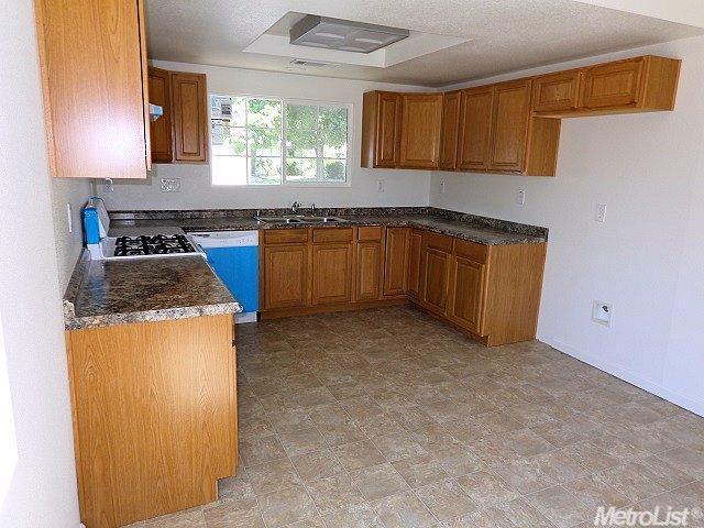 3108 Crownview Dr, Ceres, CA 95307 photo 8