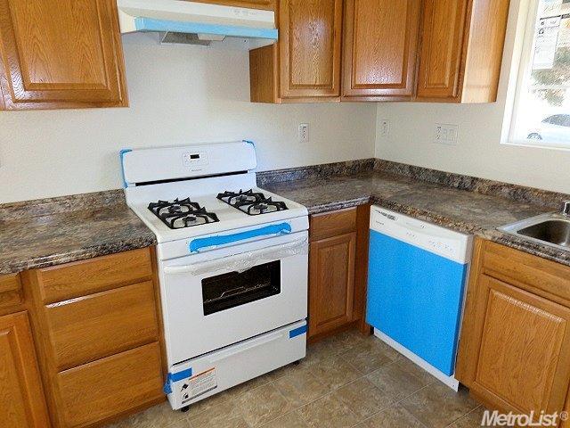 3108 Crownview Dr, Ceres, CA 95307 photo 9