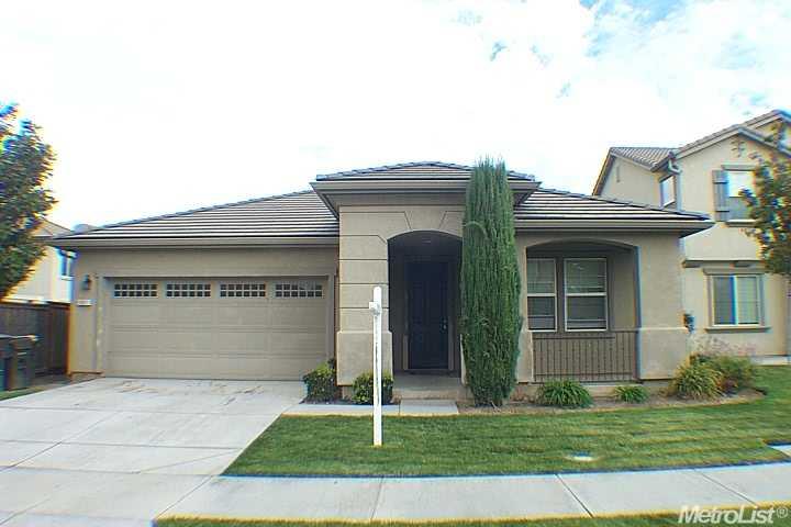 651 Brookhurst Blvd, Lathrop, CA 95330 photo 1