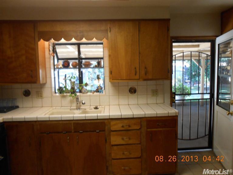 2349 Lambert St, Modesto, CA 95354 photo 8
