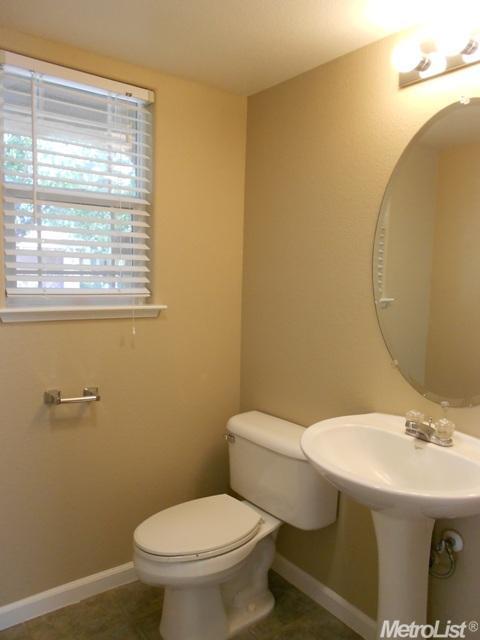 4245 Monhegan Way, Mather, CA 95655 photo 21