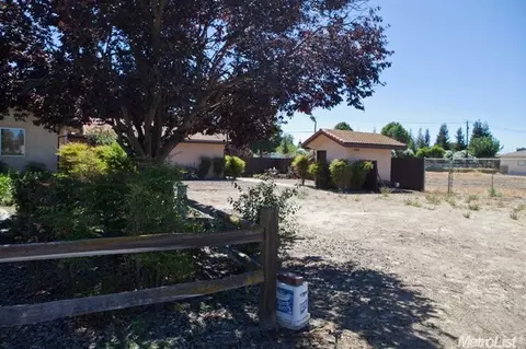 8155 W Bates Rd, Tracy, CA 95304 photo 17