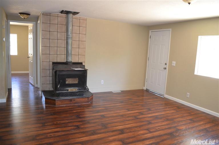 6843 Hazel Ave, Orangevale, CA 95662 photo 3