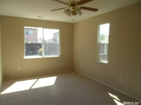 1372 Gianna Ln, Manteca, CA 95336 photo 8