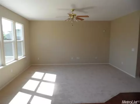 1372 Gianna Ln, Manteca, CA 95336 photo 7