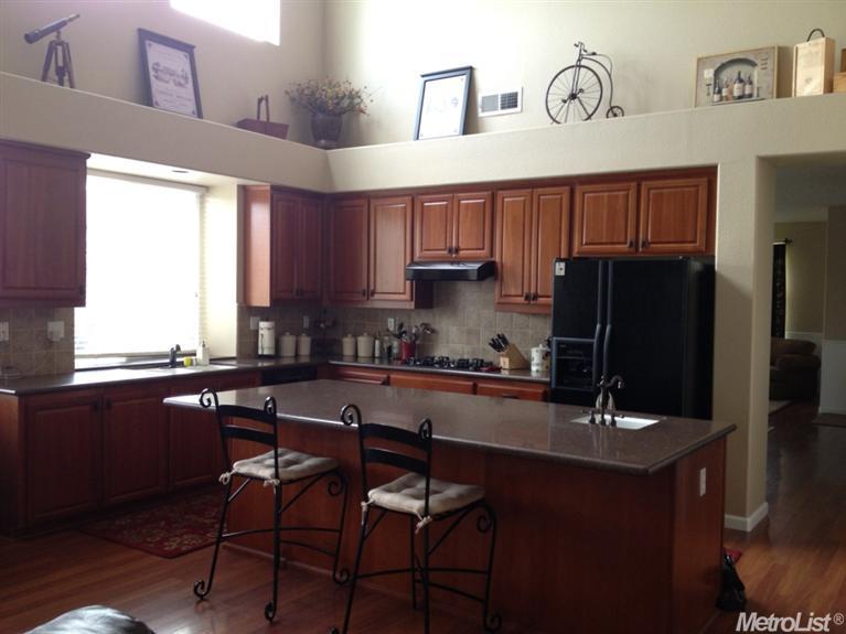 1290 Callaway Cir, Ripon, CA 95366 photo 2