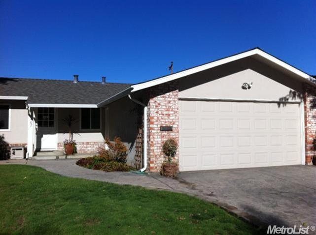 1407 Jeffrey Dr, Tracy, CA 95376 photo 1