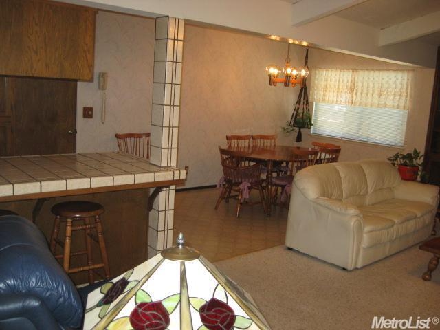 2409 Naas Ct, Modesto, CA 95358 photo 4
