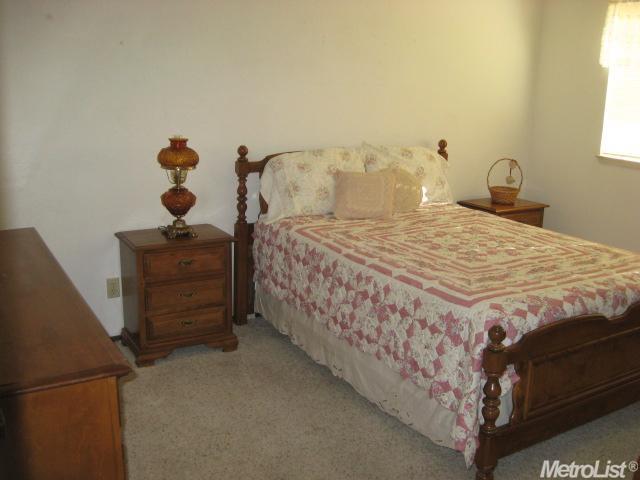 2409 Naas Ct, Modesto, CA 95358 photo 12