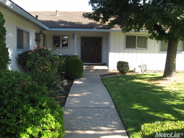 2409 Naas Ct, Modesto, CA 95358 photo 2