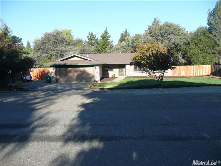2516 Dudley Dr, Rescue, CA 95672 photo 2