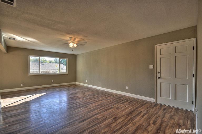 5304 Valparaiso, Sacramento, CA 95841 photo 3