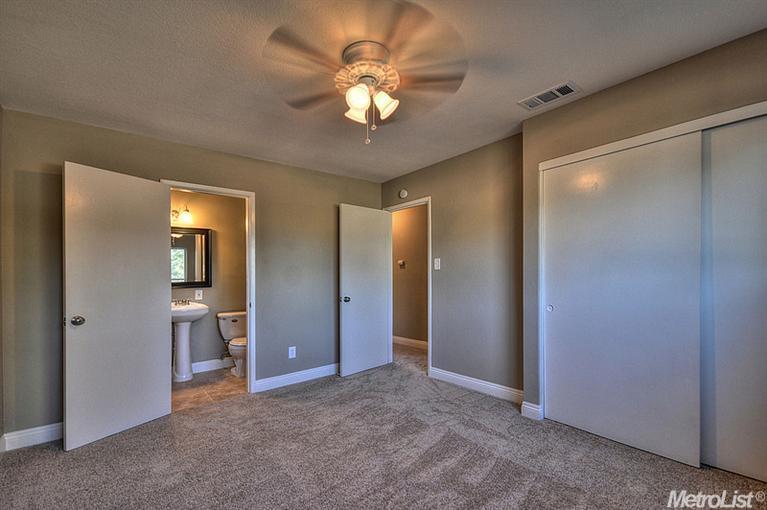 5304 Valparaiso, Sacramento, CA 95841 photo 8