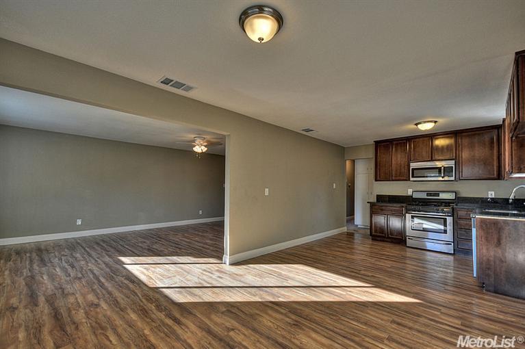 5304 Valparaiso, Sacramento, CA 95841 photo 6