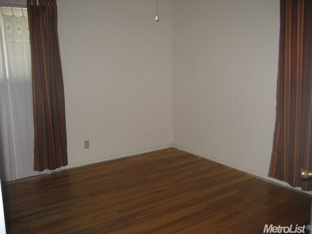 1342 Armstrong Dr, Manteca, CA 95336 photo 5
