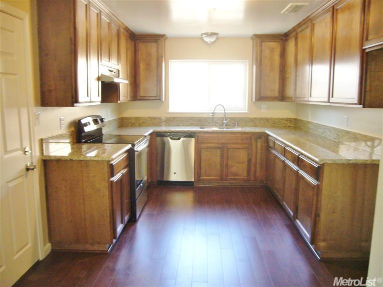 153 Ribier Ave, Modesto, CA 95350 photo 4
