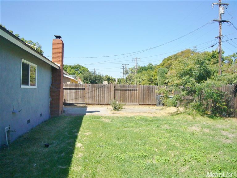 153 Ribier Ave, Modesto, CA 95350 photo 11