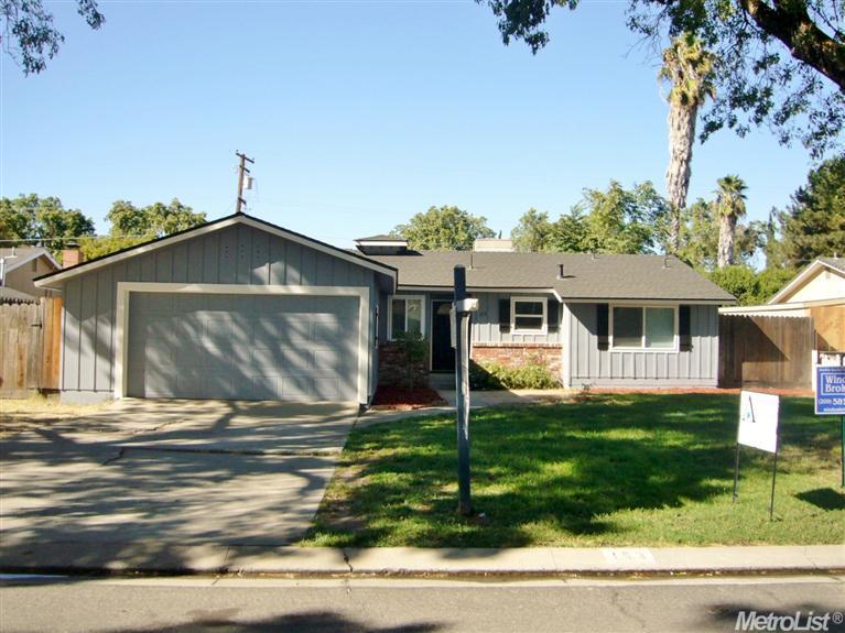 153 Ribier Ave, Modesto, CA 95350 photo 1