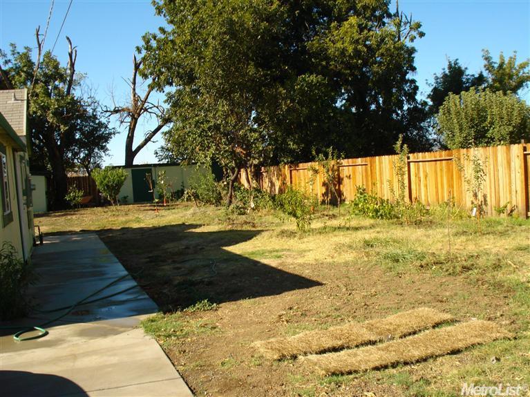 26909 Plainfield St, Esparto, CA 95627 photo 2